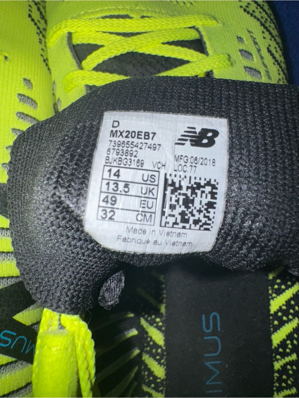 New Balance Neon Yellow Minimus Men's Athletic Running Shoes - Picture 8 of 8